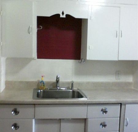 Kitchen sink area