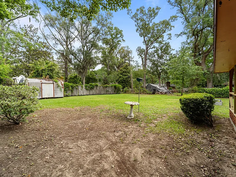 6 Monica Blvd — Photo 39