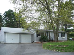 5 Fernwood St, Plainfield, CT 06374
