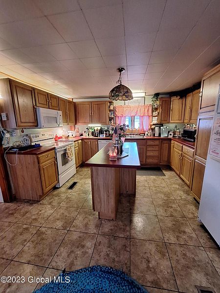 5th image of 25 Blinn Street