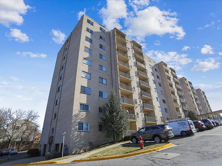 12001 Old Columbia Pike #12001-106 — Photo 25