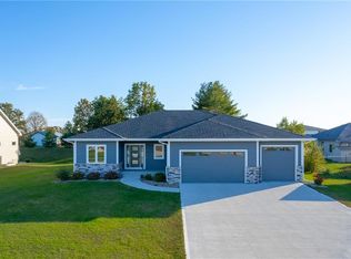 5207 NW 10th St, Ankeny, IA 50023