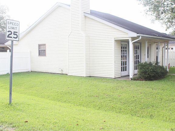 2nd image of 101 Appaloosa St