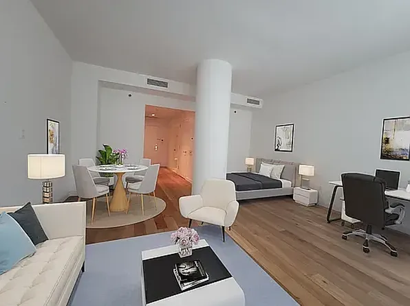 325 Lexington Avenue image 1 of 7