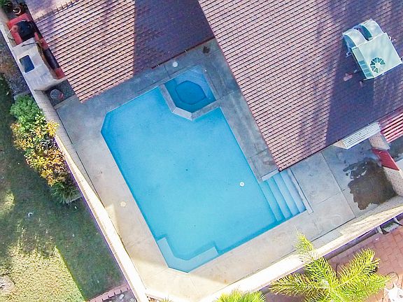 5th image of 40390 Royal Cir