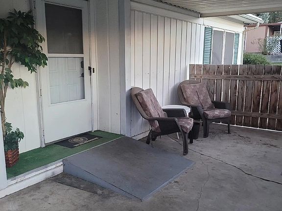 3rd image of 3324 W 19th Ave Trailer 42