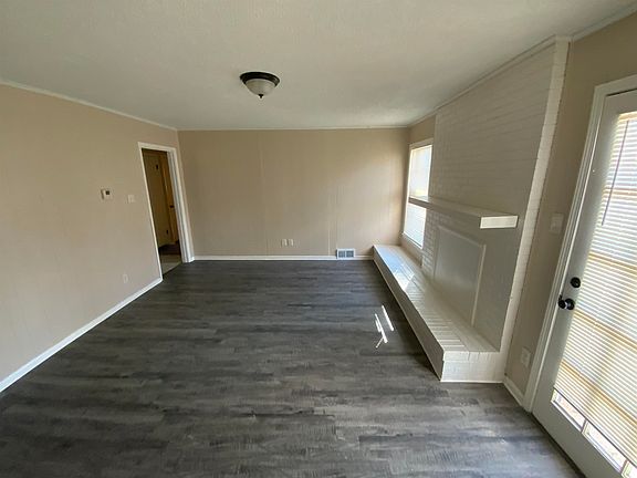 5th image of 4953 Scottsdale Ave
