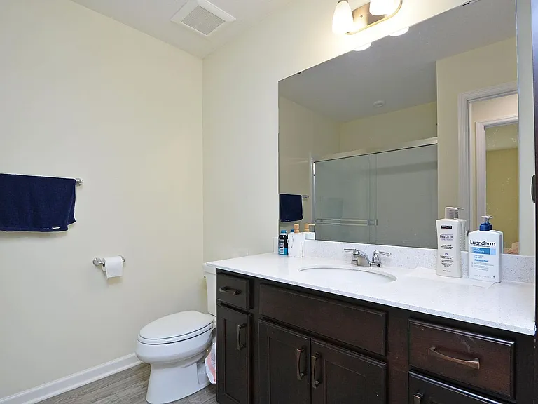 1939 Mulberry Ln — Photo 10