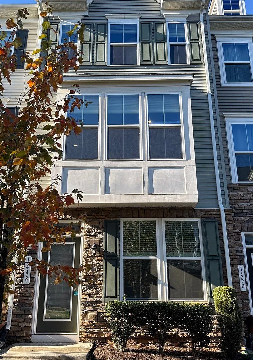 Townhome in Hanover! — Photo 1