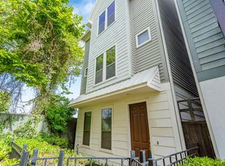 3263 Maxroy St, Houston, TX 77008