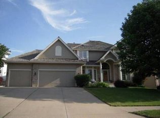 17010 T St, Omaha, NE 68135