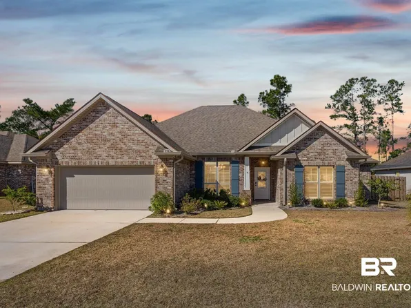 446 Shepard St, Gulf Shores, AL 36542