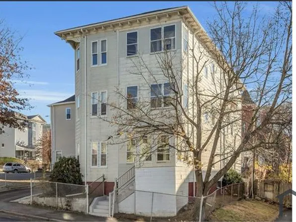 64 Dorchester St #3, Worcester, MA 01604