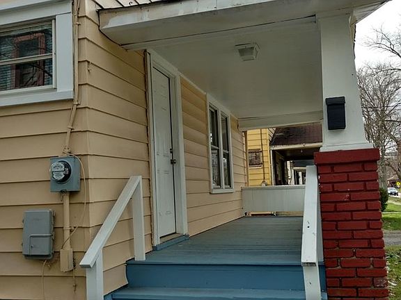 3rd image of 2506 Milton St SE
