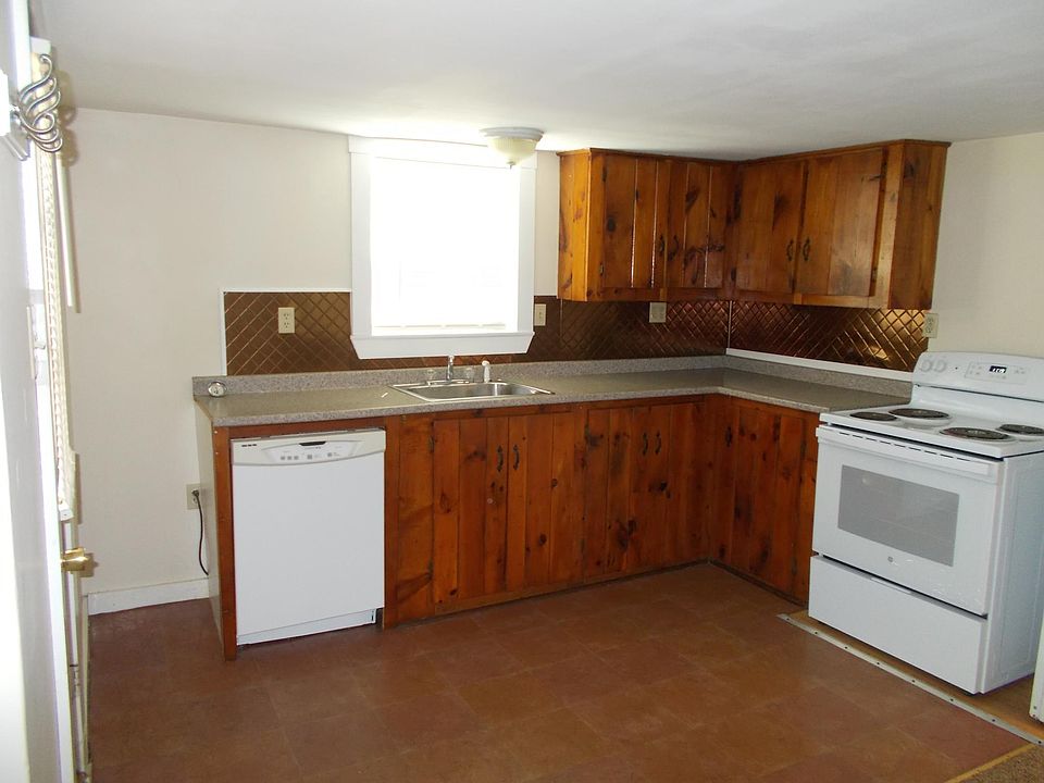 1st image of 1 Gales Ct #2