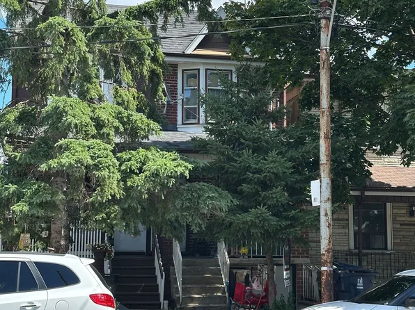 1197 Dovercourt Rd, Toronto, ON M6H 2Y1