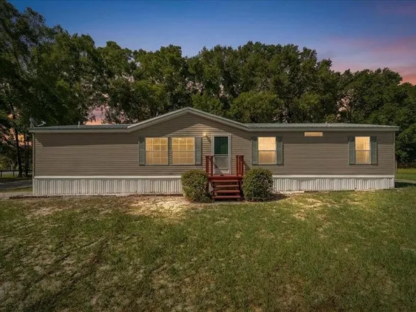 3551 NE 120th St, Anthony, FL 32617