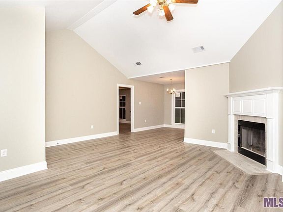 2nd image of 11259 Tracy St