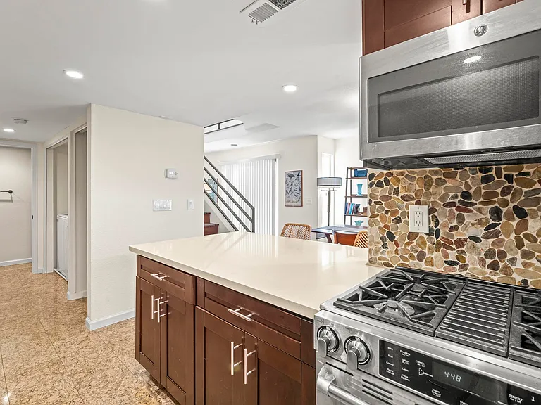1024 Wilbur Ave #3 — Photo 17