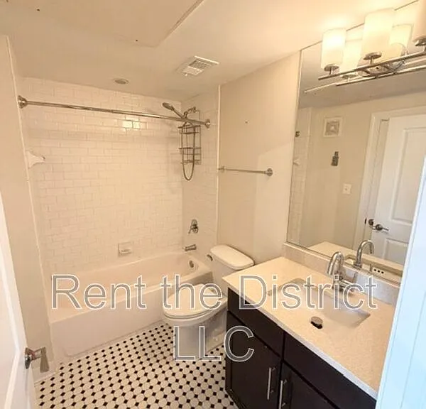 4800 Georgia Ave NW #402 — Photo 8