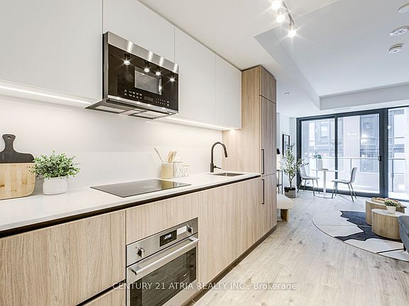 4th image of 35 Parliament St #513