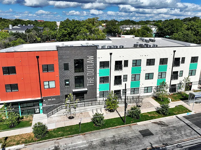 3000 Duval St #105 — Photo 25