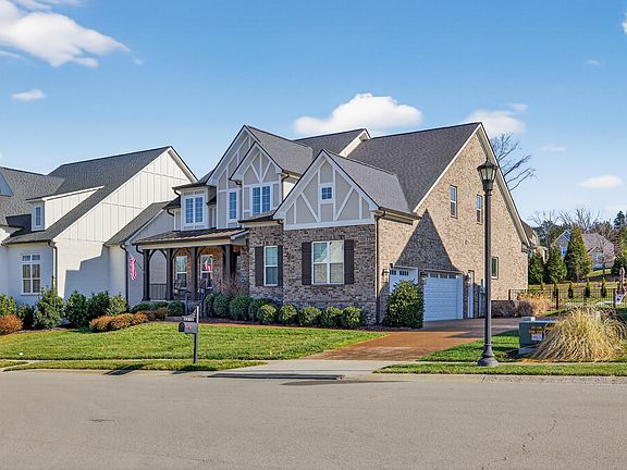 2nd image of 132 Telfair Ln
