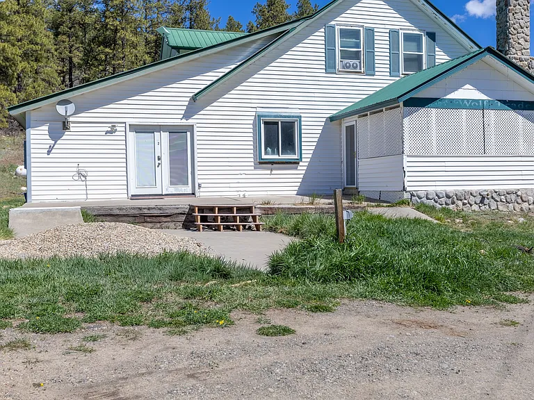 5970 E Highway 160 — Photo 34