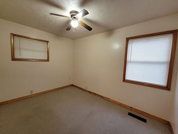 5th image of 54 W Coolidge St