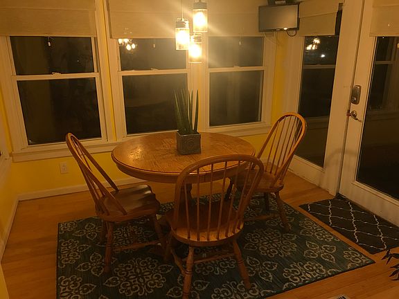 Dining Room/Sunporch 