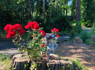 5017A SE Aldercrest Rd #A, Portland, OR 97222