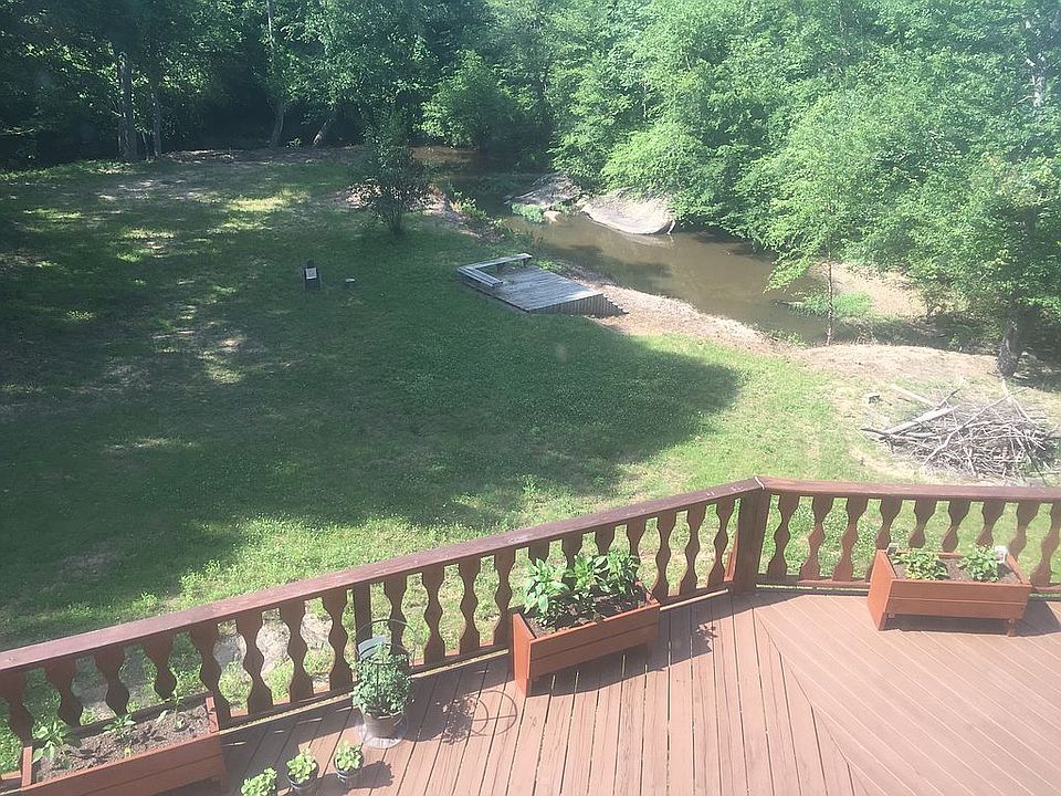2nd image of 6000 Hams Ct