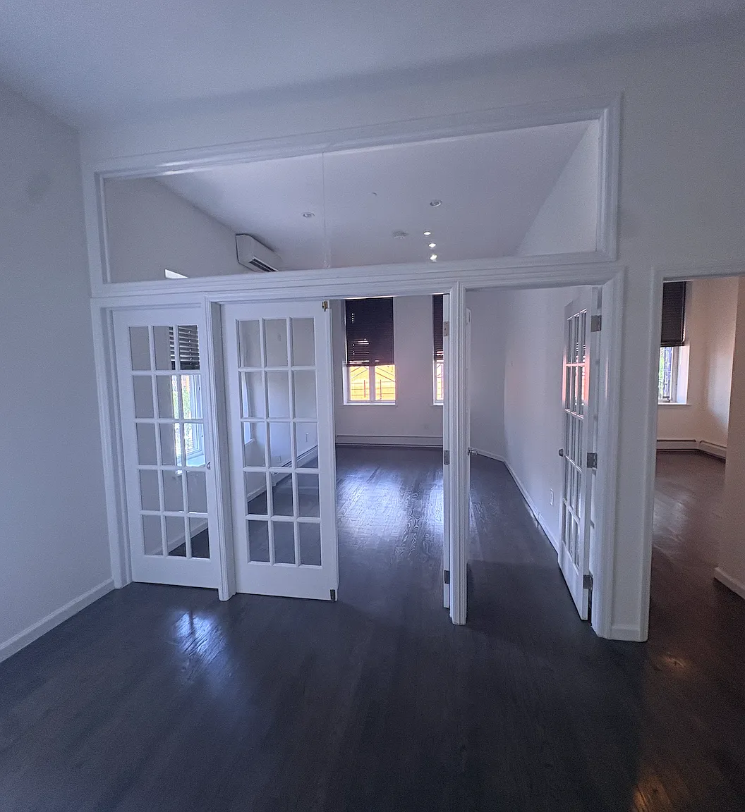 4 East 116th Street — Photo 1