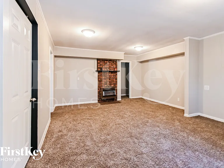 1620 Hester Rd — Photo 8