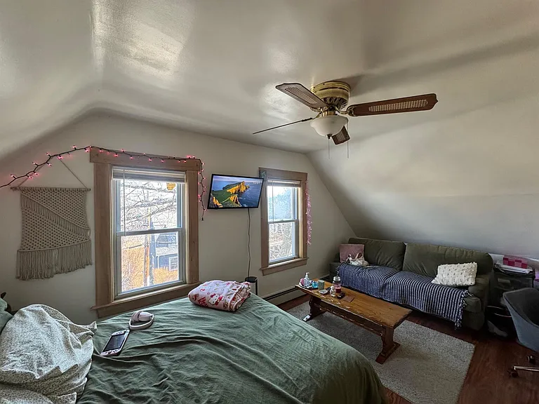 130 Boston Ave — Photo 10
