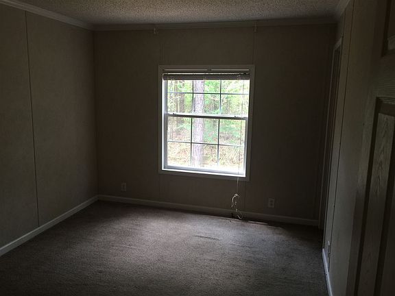 5th image of 1008 Karen Ln
