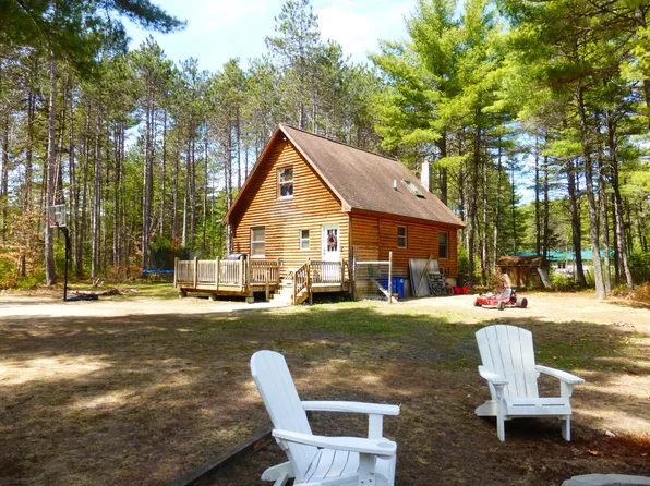 39 Twig Circle, Harrison, ME 04040