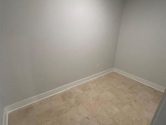 4th image of 178 Providence Ave
