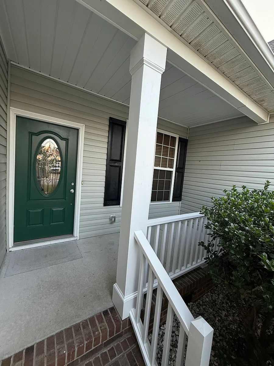 Building Photo - 252 Wynngate Dr