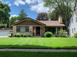 410 S Maple St, Itasca, IL 60143