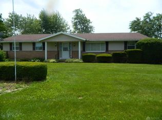 4975 E County Line Rd, Springfield, OH 45502