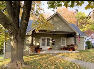 104 Lyndale Rd, Altoona, PA 16602