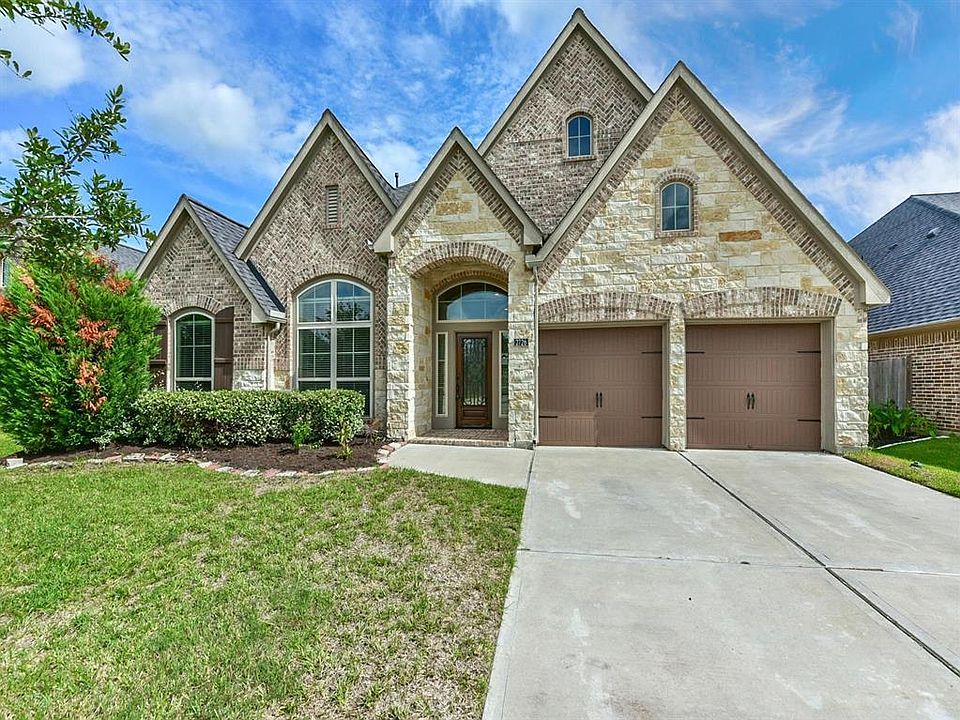 1st image of 2726 Park Oak Ct