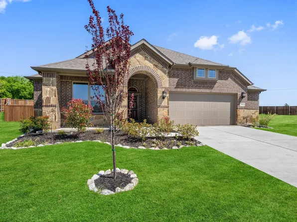 2401 Stardust Trl, Venus, TX 76084