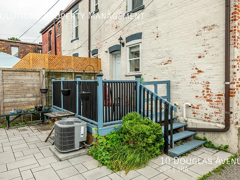 10 Douglas Ave — Photo 25