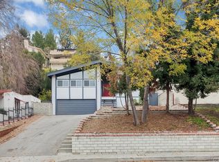 5226 Don Pio Dr, Woodland Hills, CA 91364