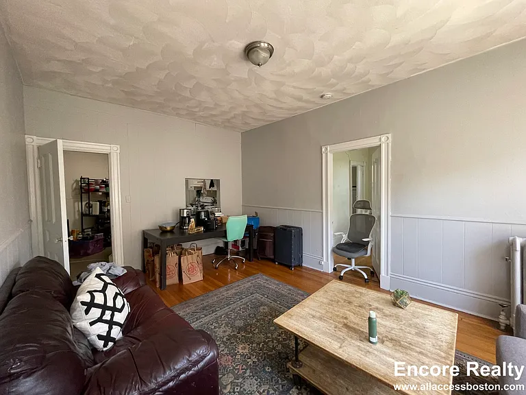 11 Park St #6 — Photo 9