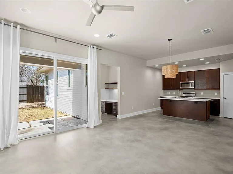 5404 Bennett Ave #A — Photo 10