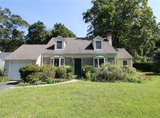35 S State Rd, Briarcliff Manor, NY 10510