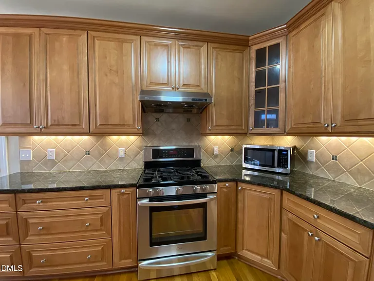 108 Flora Springs Dr — Photo 20